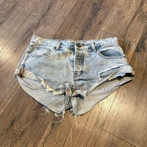 3465 One Teaspoon Bandits Shorts Light Wash Low Rise Distressed 29